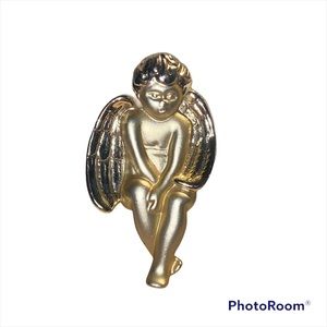 AJC Gold Angel Brooch *Very heavy quality piece*